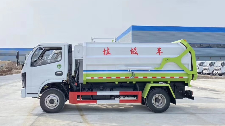 干垃圾運(yùn)輸車.png