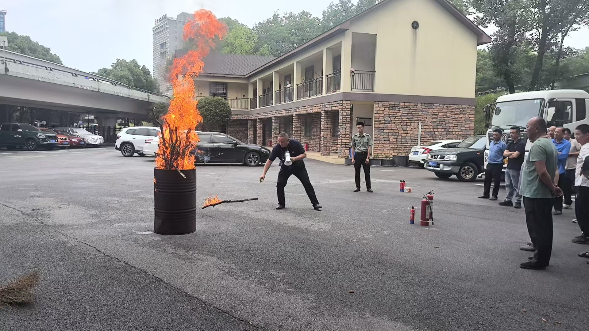 豐品項目丨開展湘江風光帶清掃保潔項目消防培訓